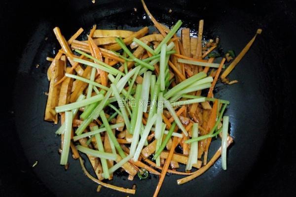 双丝炒豆干的做法图解5