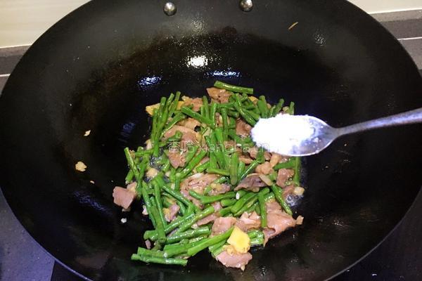豆角炒肉的做法图解8