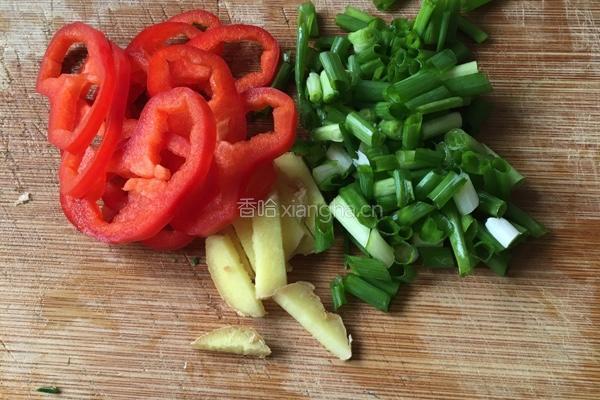 蒜苔爆炒八爪鱼的做法图解3