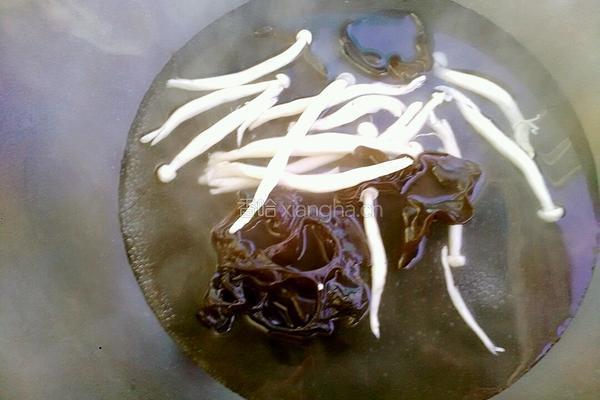 彩环沙拉的做法图解2