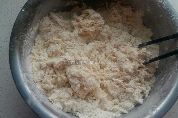 青椒肉丝炒蛋面的做法图解2