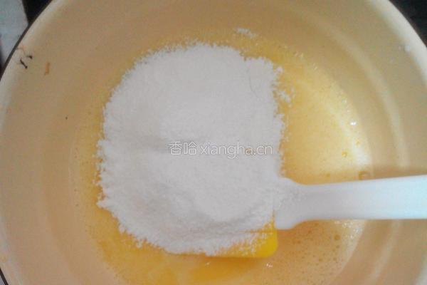 原味戚风一一杯子蛋糕的做法图解4