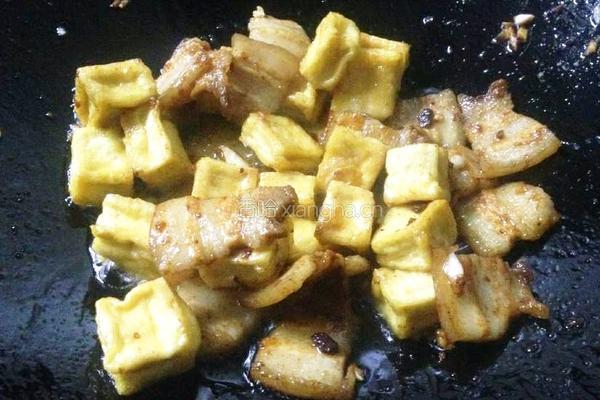 酱香花肉豆腐块的做法图解9