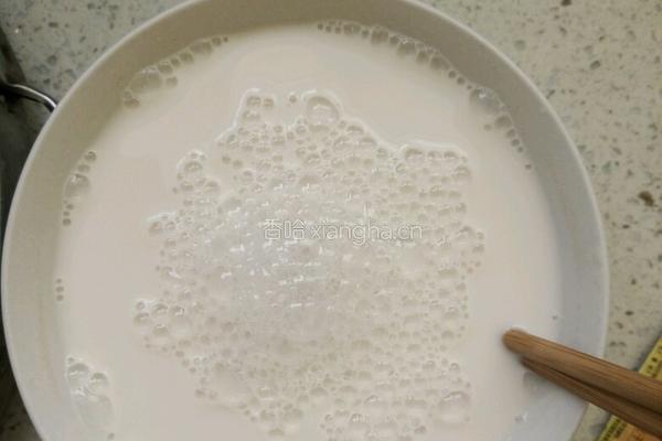 豆沙奶香发面烙饼的做法图解2