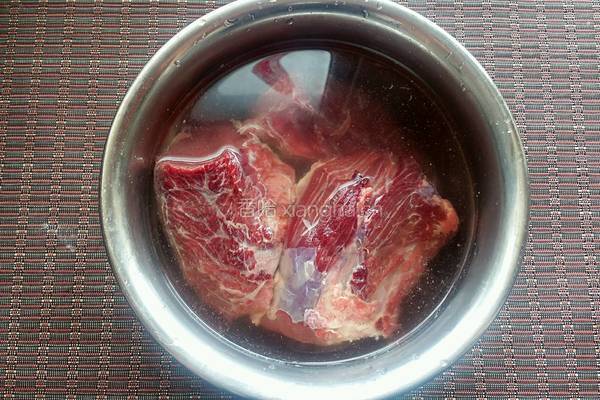 酱牛肉的做法图解1
