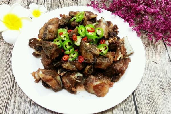椒盐排骨的做法图解7