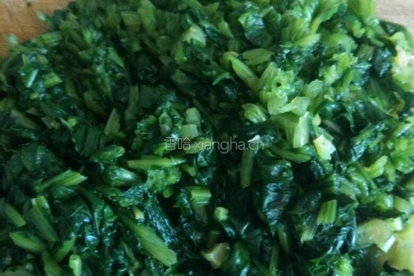 菠菜猪肉馄饨的做法图解2
