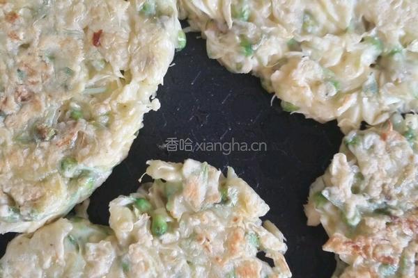 槐花鸡蛋饼的做法图解5