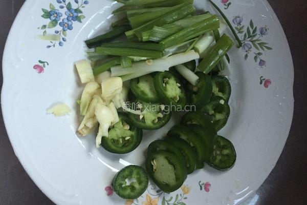 虾肉末九层塔香草茄子的做法图解7
