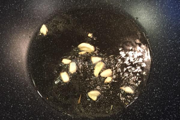 虾肉末九层塔香草茄子的做法图解11