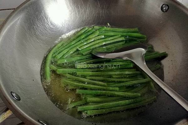 茄子烧豆角的做法图解5