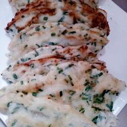 韭菜小茴香煎饼的做法[图]