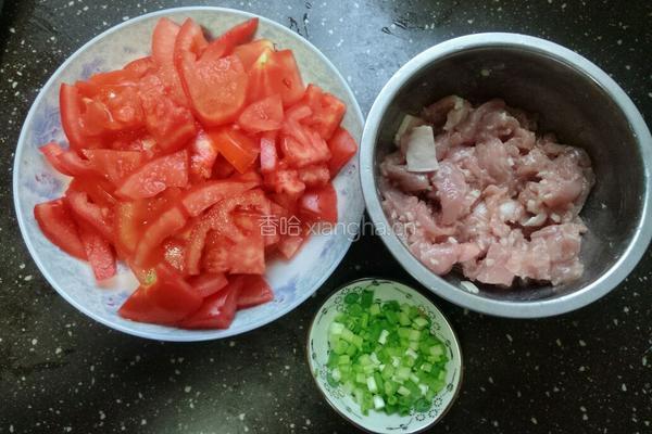 番茄炒肉片的做法图解1