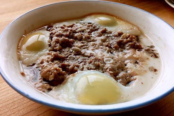 鸭蛋蒸肉末的做法图解3
