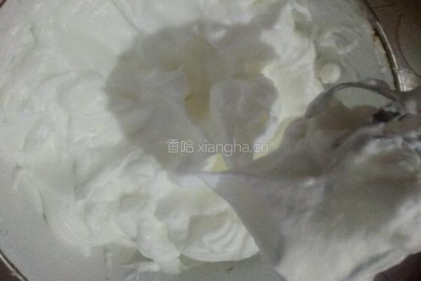 戚风蛋糕的做法图解3