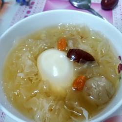 鸡蛋雪耳糖水的做法[图]