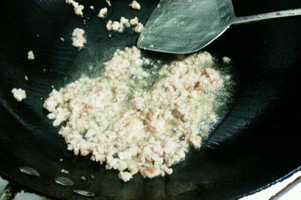 西葫芦炒虾干的做法图解3