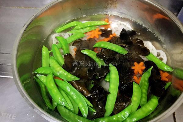 荷塘小炒的做法图解4