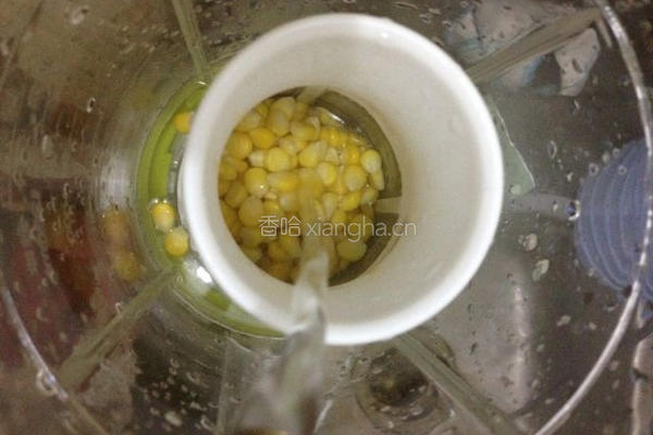 宝宝辅食~~玉米汁鸡蛋羹的做法图解3