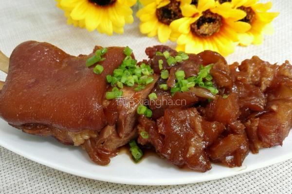 电饭锅卤猪手的做法图解8