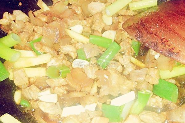 家常小炒肉的做法图解9