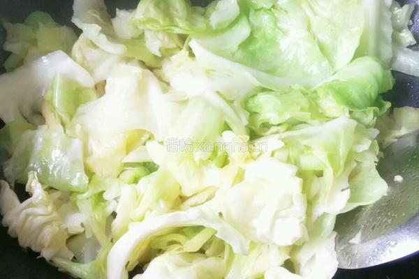 豆瓣莲白的做法图解3