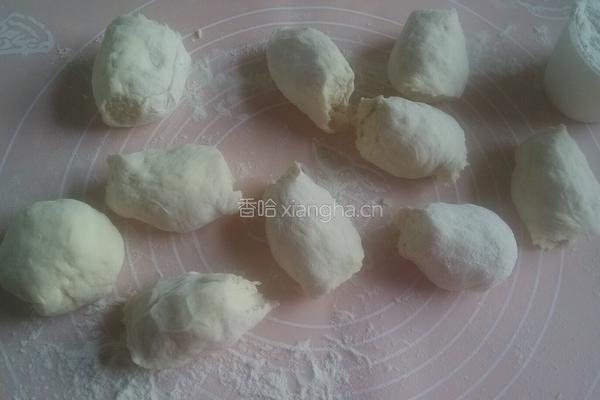 槐花猪肉包的做法图解7