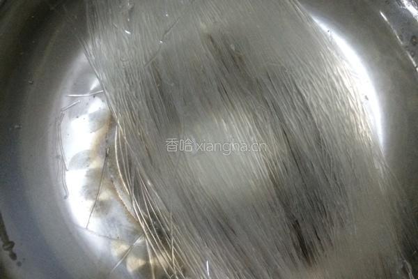 粉丝蒸扇贝的做法图解4