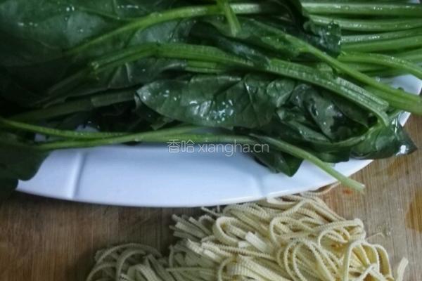 菠菜豆腐墩儿的做法图解1
