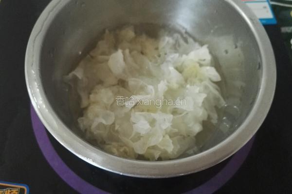 冰糖木耳三薯汤的做法图解6