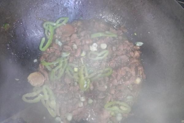 小牛肉粒炖豆腐的做法图解3