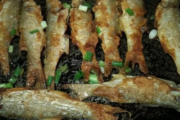 油煎小杂鱼的做法图解4