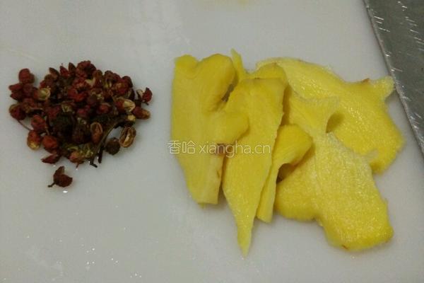 泡椒鸡爪的做法图解3