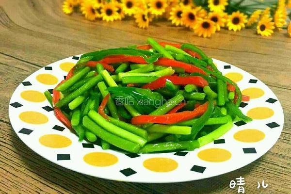 双椒炒蒜薹的做法图解8
