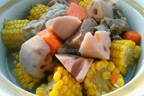 莲藕玉米排骨汤的做法图解12
