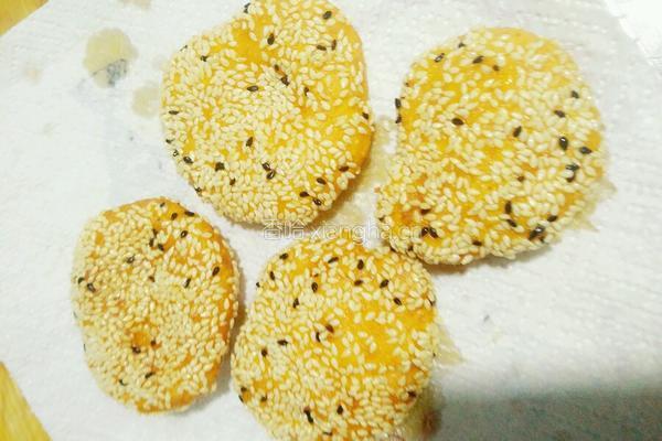 炸芝香南瓜饼的做法图解14