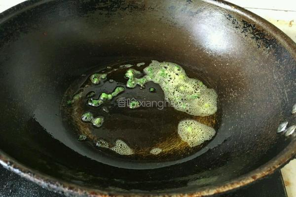 炝炒三丁的做法图解5