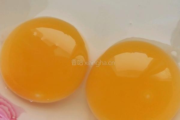 皮皮虾炒蛋的做法图解2