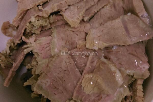 牛肉手擀面的做法图解2