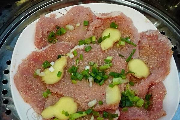 粉蒸里脊肉的做法图解4