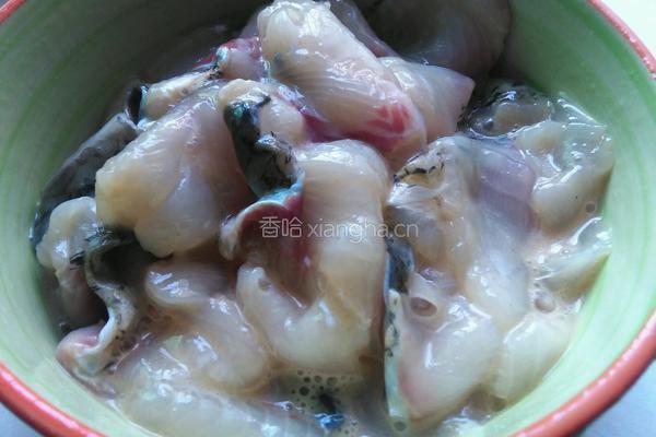 酸菜鱼的做法图解2