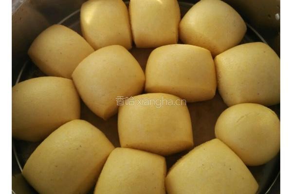 玉米面馒头的做法图解3