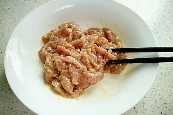 尖椒炒肉的做法图解6