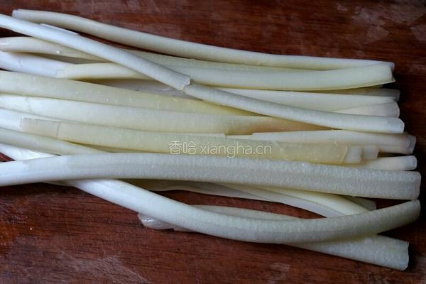 开洋蒲菜肉圆的做法图解3