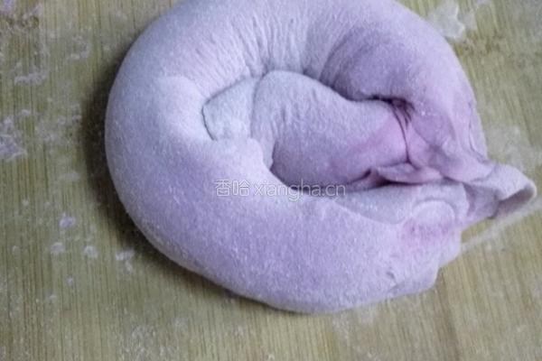 火龙果皮汁手撕饼的做法图解5