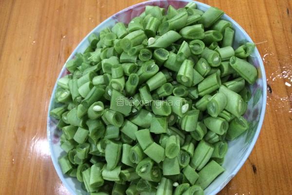 四季豆炒肉末的做法图解2