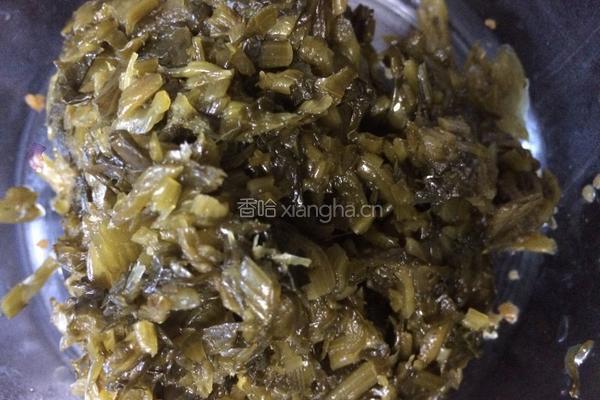 酸菜炒水竹笋的做法图解3
