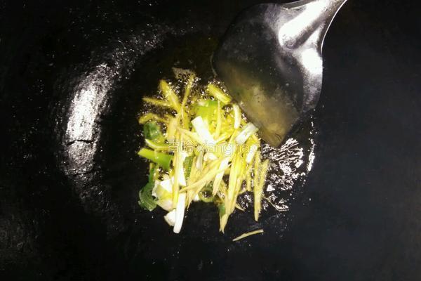 香菇豆腐的做法图解3