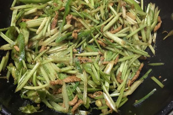 芹菜肉丝的做法图解6
