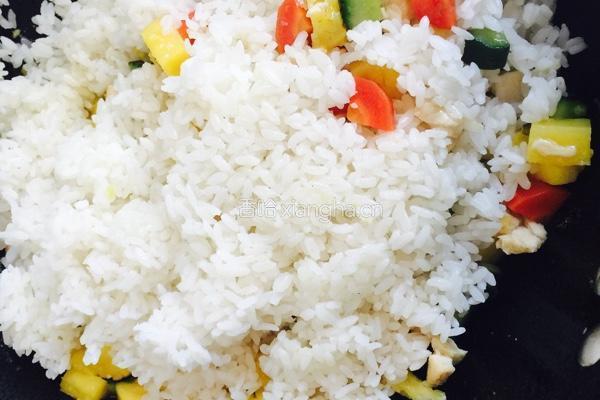 菠萝炒饭的做法图解10